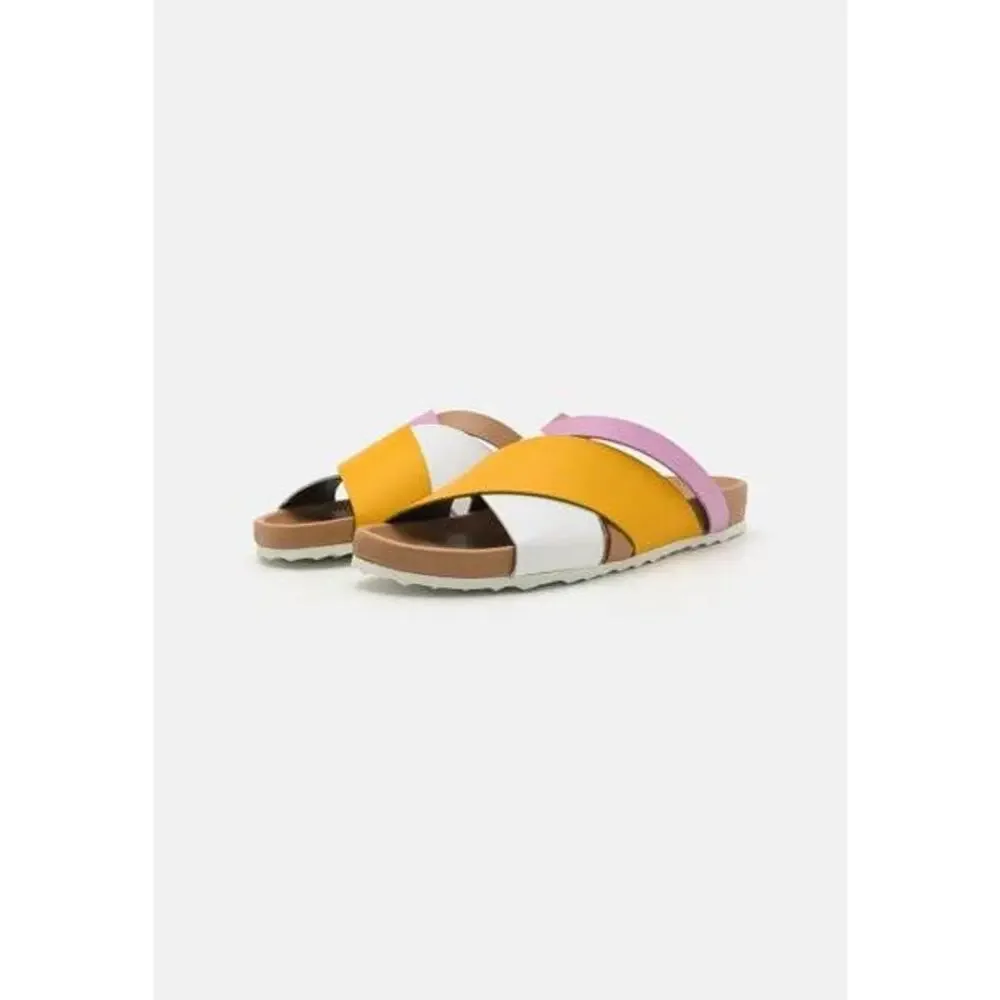 Pierre Hardy Alpha Cross Flat Sandal in Calf Cappucino Multicolor 36